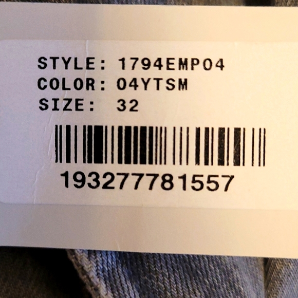 Original AG Jeans, Grey in color, size 32x34 - Picture 7 of 7